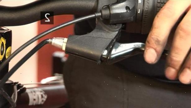 Hvordan man ændrer en cykel bremsekabel. Opnå den korrekte kabel.