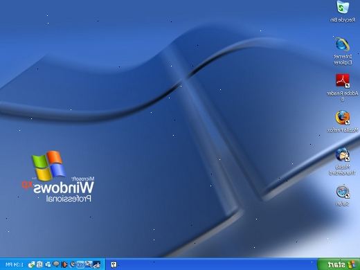Sådan installere Windows ved hjælp af en cd. Bestil en Microsoft Windows XP installations-cd fra leverandøren.